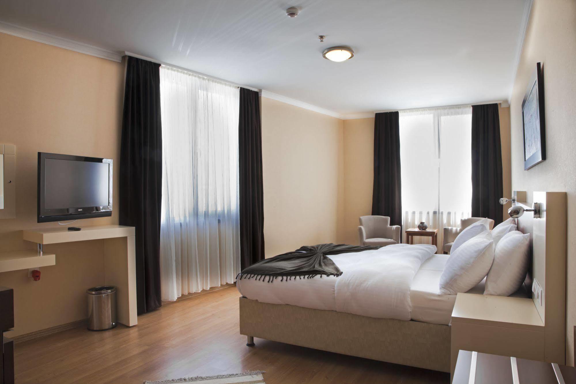 Gosterisli Otel Duzce Екстер'єр фото